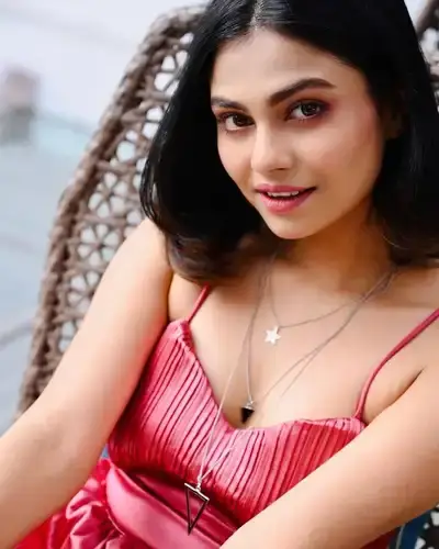 Call Girls Service in Shirpur